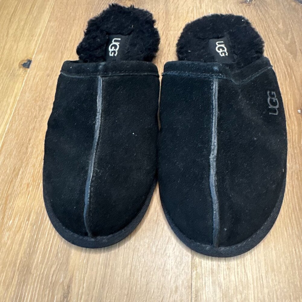 UGG Pearle Slip On Slippers Women’s Size 6 Black Suede Sheepskin Cozy 1115139